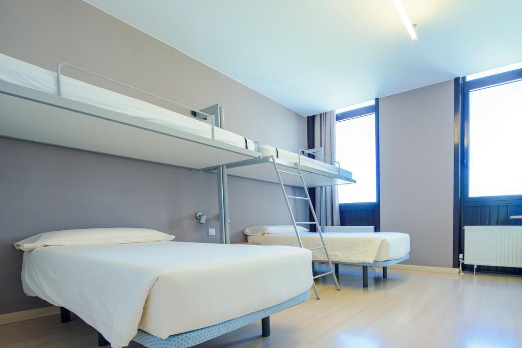 Campus Cerdanya Hotel Puigcerda Exterior photo