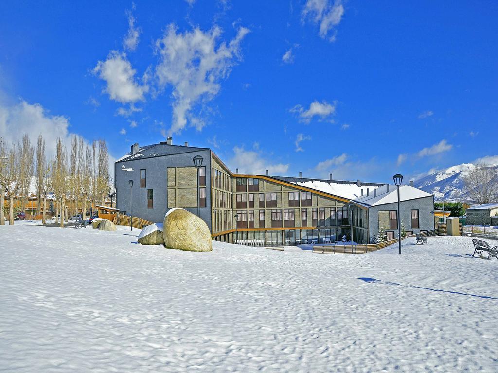 Campus Cerdanya Hotel Puigcerda Exterior photo